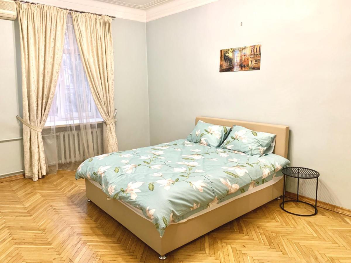 One Bedroom Studio, Kiev City Center Exterior foto